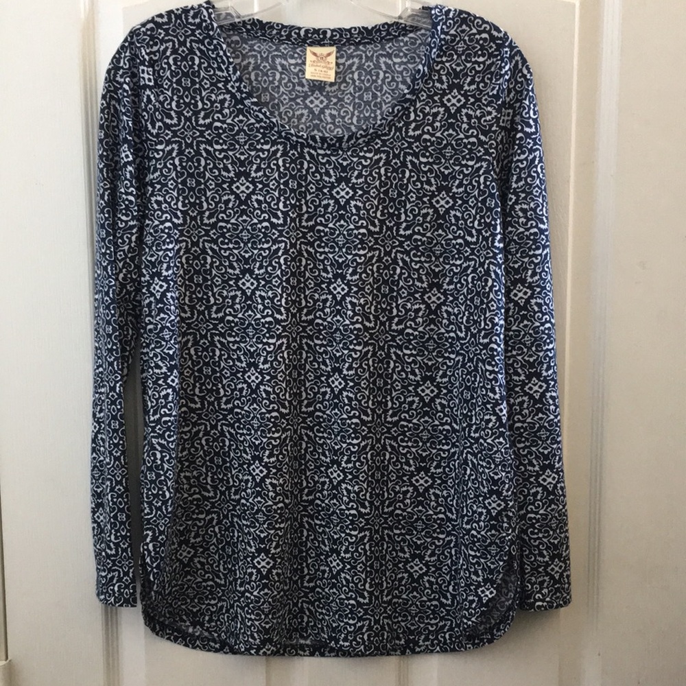 FINAL MARKDOWN Ladies’ Faded Glory Top (S)
